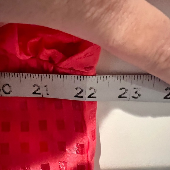 And the Why Women's Pink Ruffle Sleeve Top size XL - Picture 15 of 16